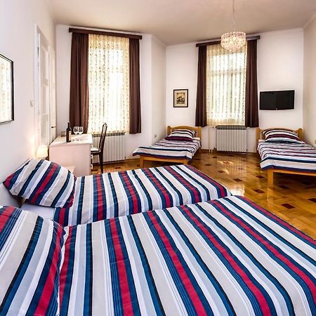 Vila Regina Rooms Karlovac Extérieur photo