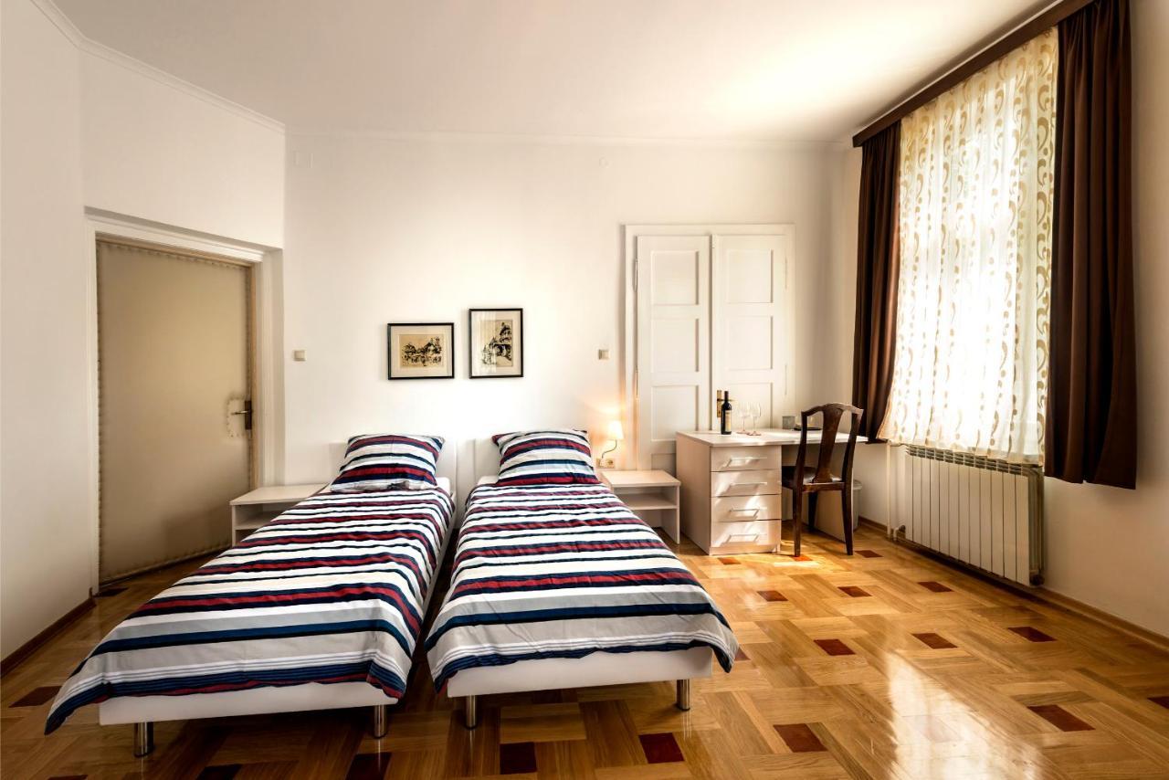 Vila Regina Rooms Karlovac Extérieur photo