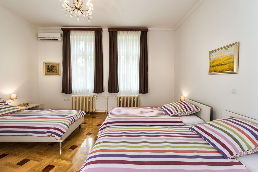 Vila Regina Rooms Karlovac Extérieur photo
