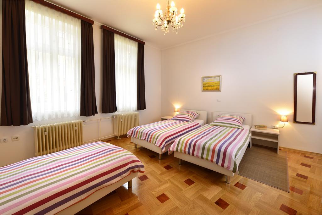 Vila Regina Rooms Karlovac Extérieur photo